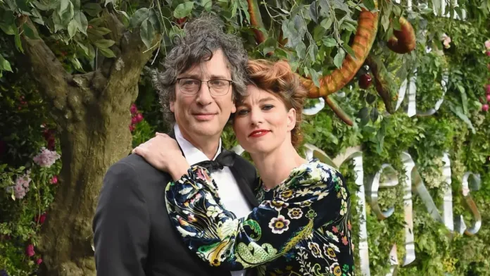 Amanda Palmer rechaza acusaciones de tráfico sexual en medio de la demanda a Gaiman.