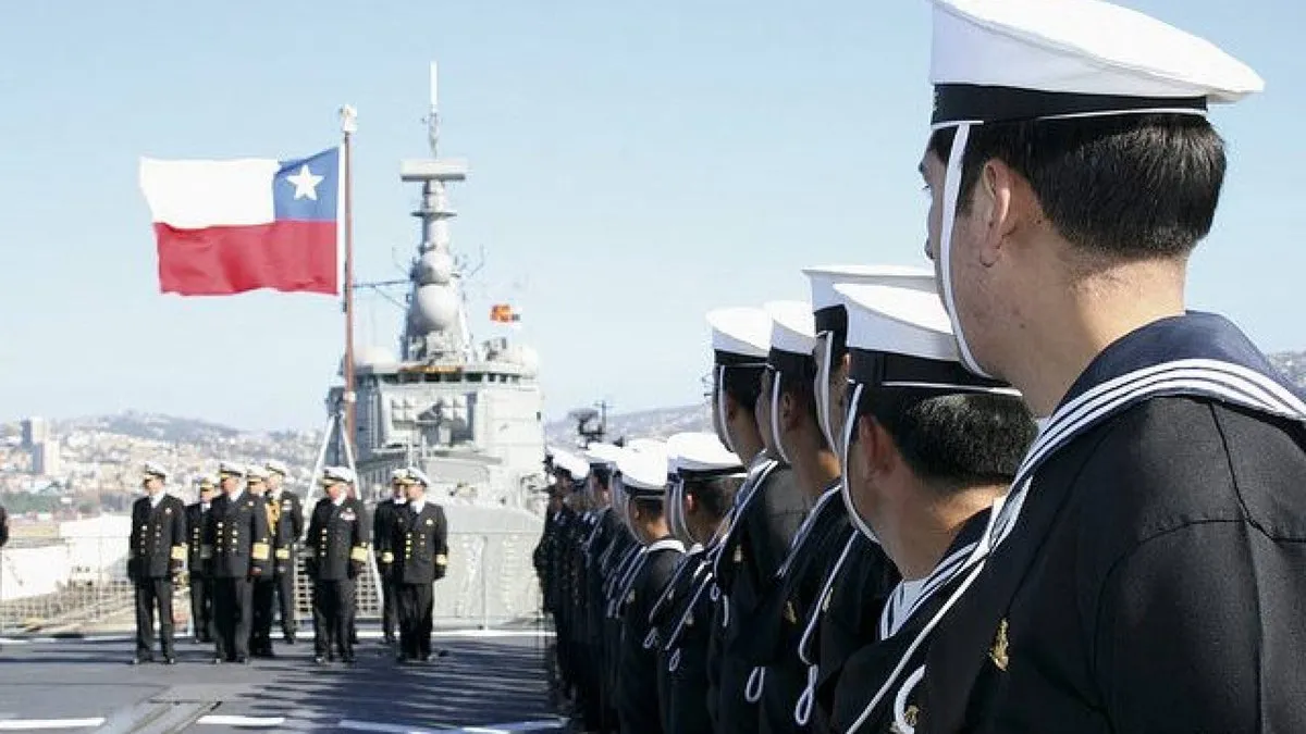 Asalto violento en la Armada: sustraen fusiles y municiones en el recinto.