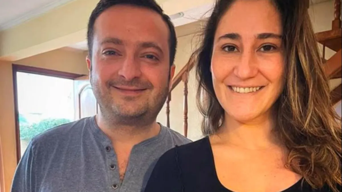 Belén Mora y Toto Acuña celebran el amor con el nacimiento de su hijo.