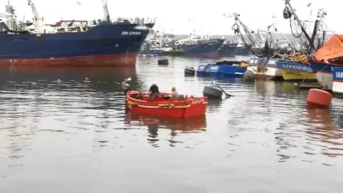 Cuerpo hallado en caleta Lenga podría estar vinculado a naufragio en Talcahuano.