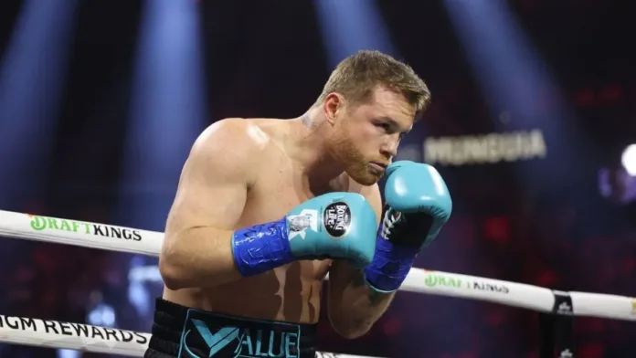 Canelo Álvarez se prepara para enfrentar a su polémico rival en 2025.