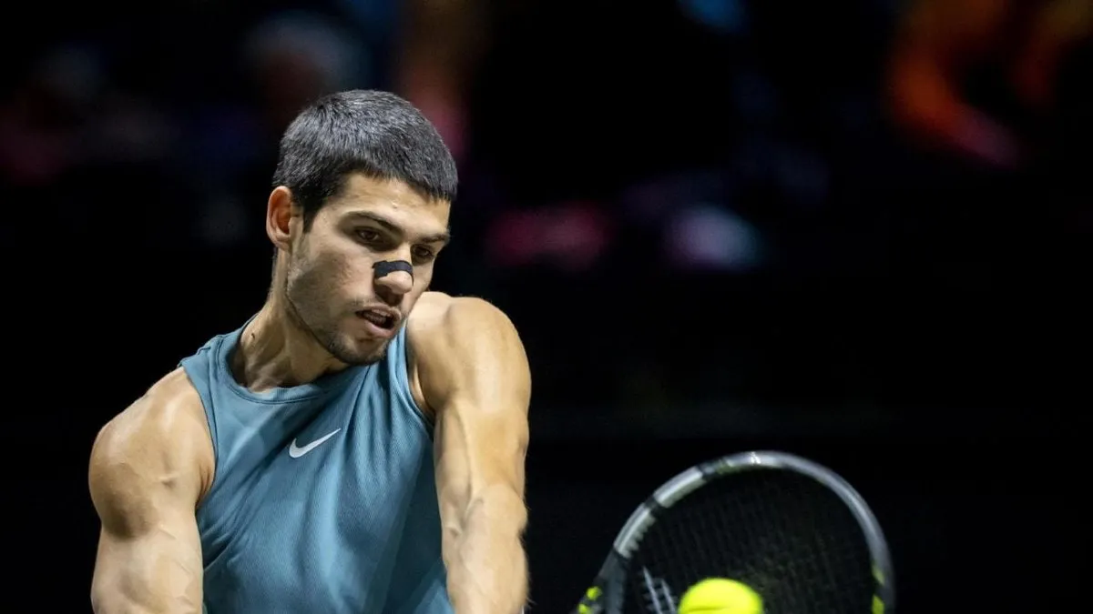 Carlos Alcaraz avanza en Rotterdam tras superar un complicado debut y un rival inesperado en el camino