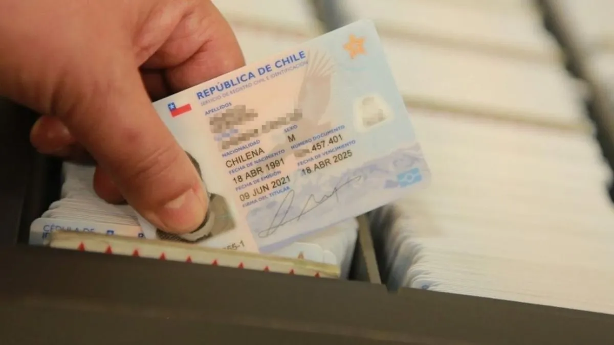 Chile presenta nuevo carnet de identidad con versión digital y medidas de seguridad avanzadas