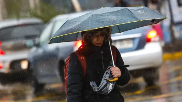 Precipitaciones en febrero: descubre las regiones afectadas por la lluvia.