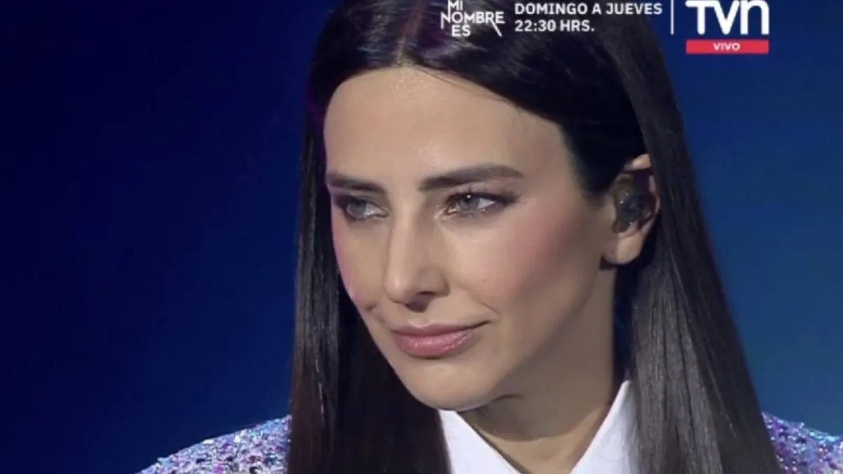 Daniela Castillo regresa a TVN con emotiva imitación de Laura Pausini y cautiva al público