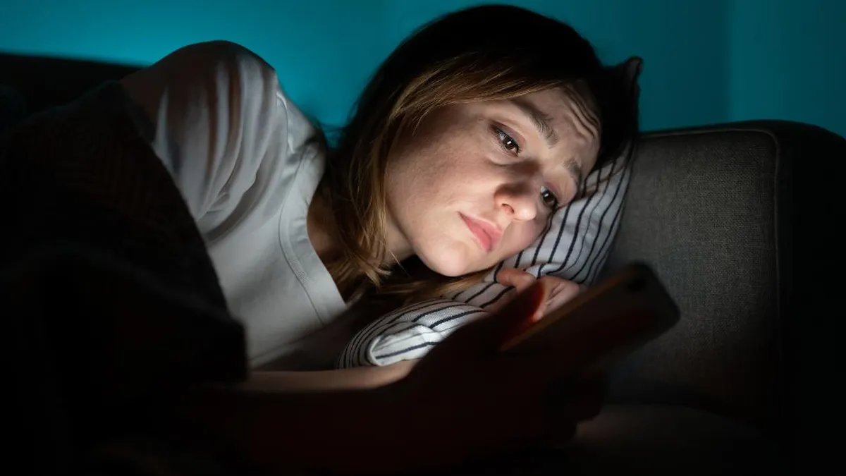 Explorando el dolor del amor: ciencia y emociones entrelazadas.