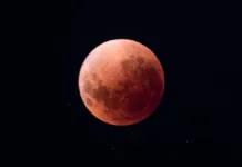 Eclipse lunar total en Chile: descubre cuándo y cómo ver la luna de sangre.