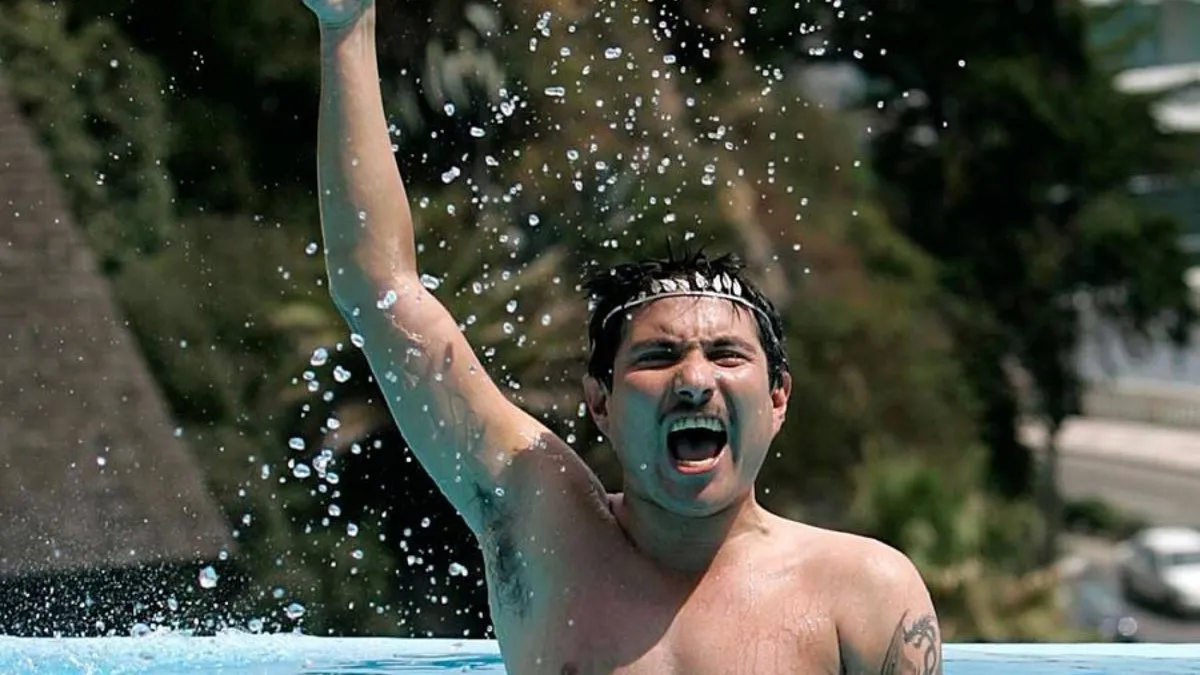 Felipe Avello se lanza a la piscina en Viña 2007