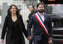 El presidente Boric y su pareja revelan el nombre de su hija: Capullito de 23.