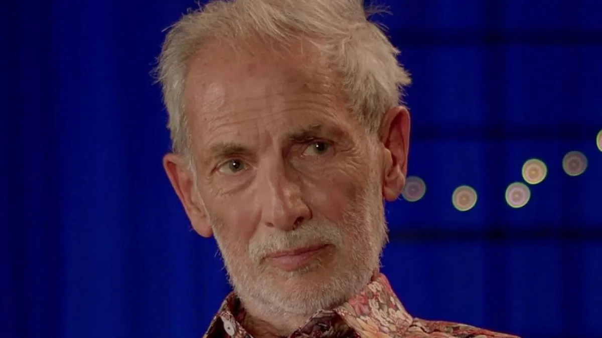 Héctor Noguera revela sus dificultades para memorizar libretos en teatro y reflexiona sobre la pérdida de memoria