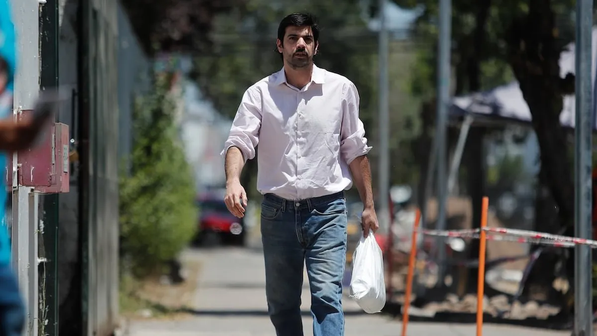 Joaquín Lavín critica a la Fiscalía y defiende a Cathy Barriga en medio de polémica judicial