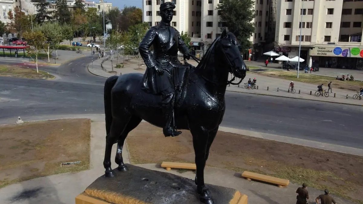 Controversia por el futuro del monumento a Baquedano: ¿reubicación necesaria o ataque a la historia?