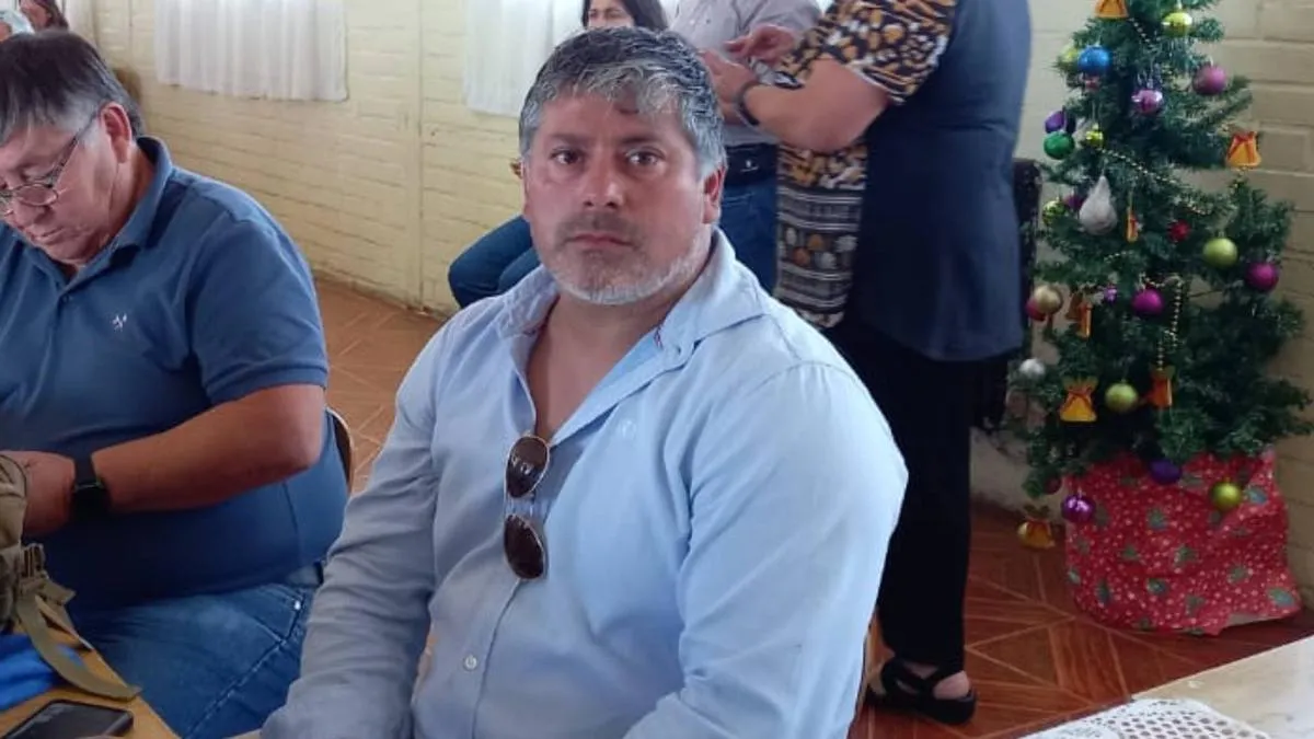 Líder de huelga de hambre en Valparaíso no es damnificado y vive en Valdivia.