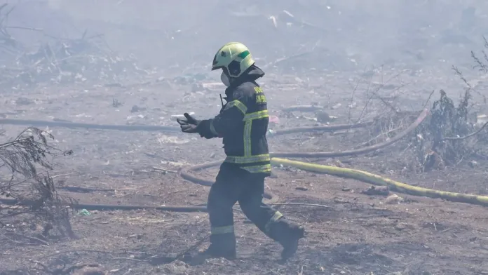 Investigación revela el modus operandi de bomberos implicados en incendios en Melipilla.