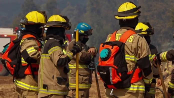 Bomberos en la mira: acusaciones de provocar incendios en Melipilla.