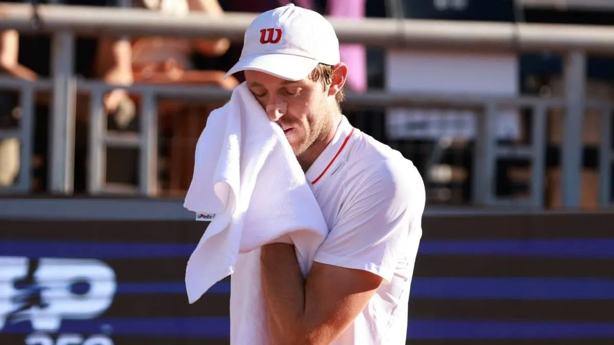 Nicolás Jarry sufre dura derrota en el ATP 250 de Santiago tras desperdiciar tres match points