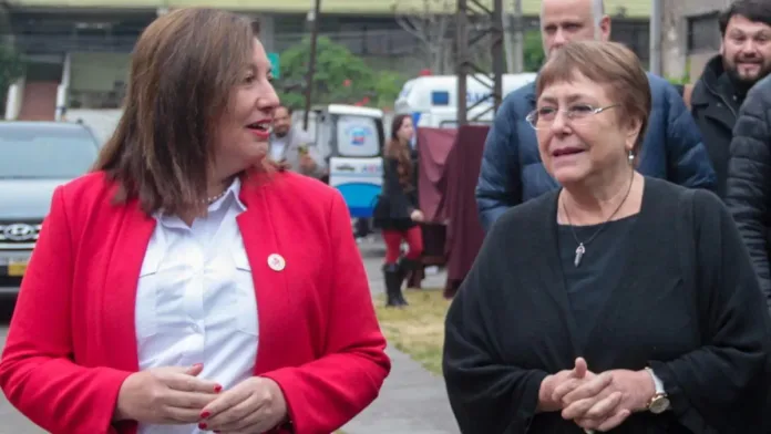 Vodanovic (PS) confirma apoyo a Bachelet en posible candidatura presidencial.