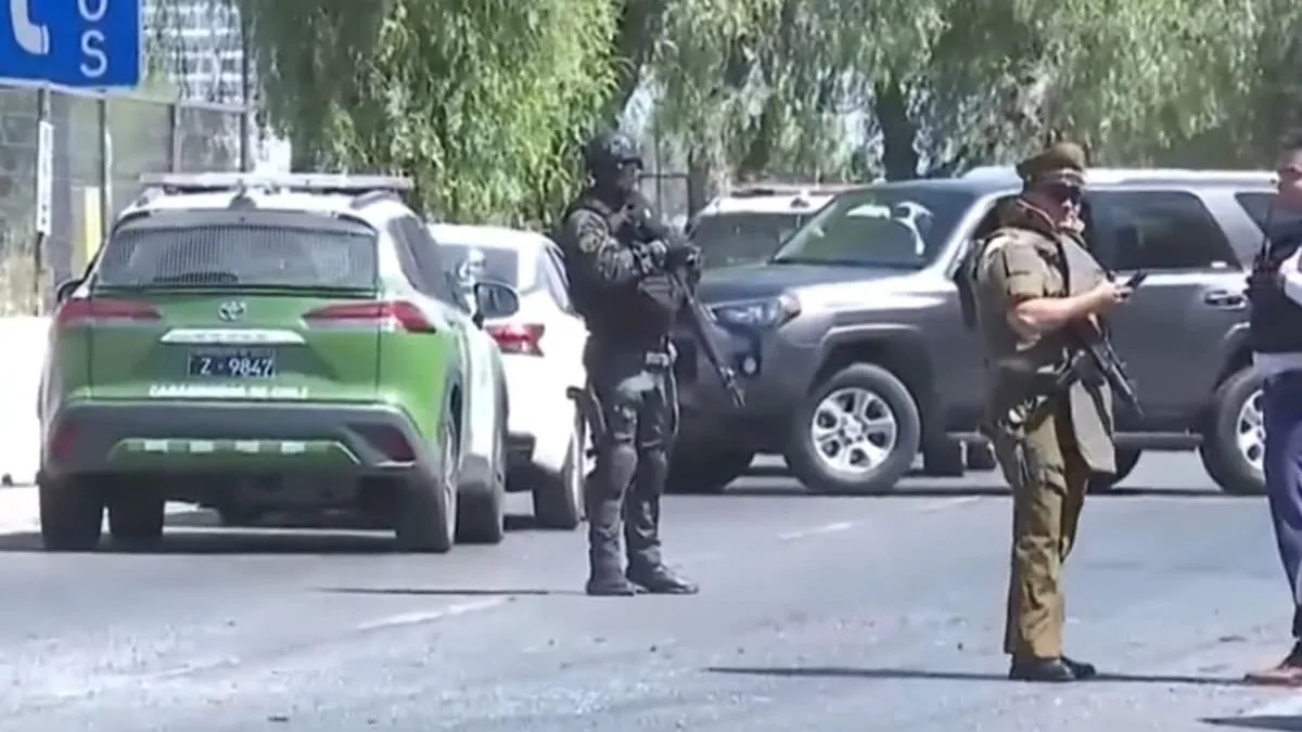 Accidente en Pedro Aguirre Cerda deja un muerto y dos heridos en confuso incidente con disparos