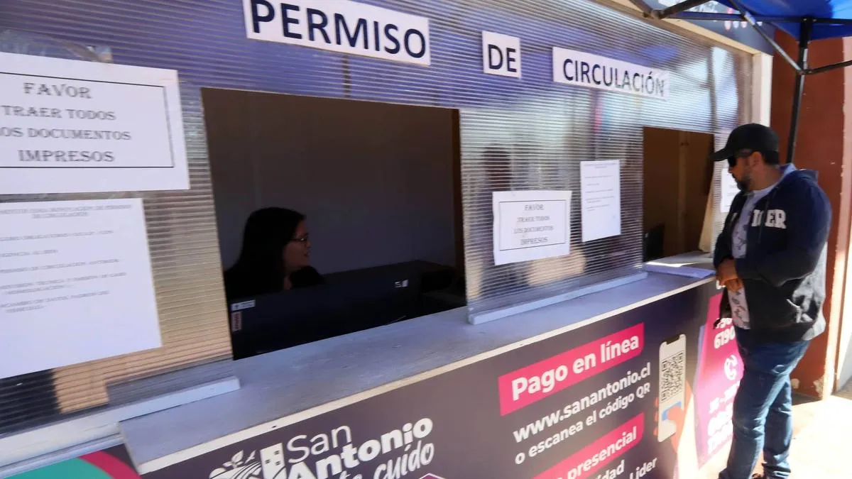 Conductores en riesgo de multas superiores a 100 mil pesos por falta de Permiso de Circulación 2025