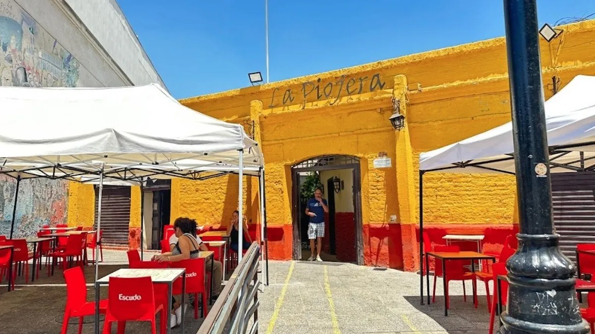 La Piojera evalúa su posible traslado a dos nuevas comunas de Santiago.