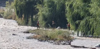 Cuerpo hallado en el Río Mapocho: Carabineros investigan las circunstancias.