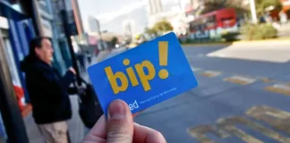 Descubre el significado de "Bip" en la icónica Tarjeta Bip! de transporte.