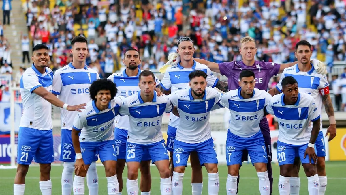 Universidad Católica lanza su tercera equipación para la temporada 2025 con un diseño innovador y colorido