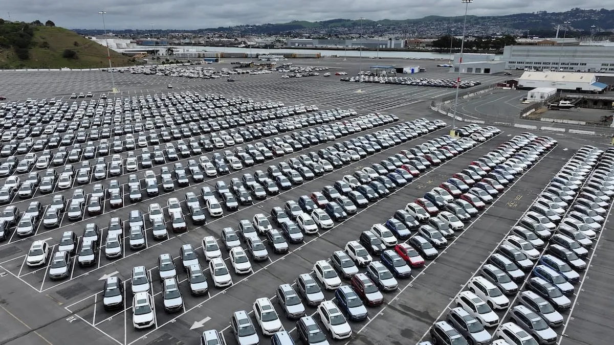 Aranceles de Trump generan incertidumbre y riesgos económicos, advierte analista en geopolítica