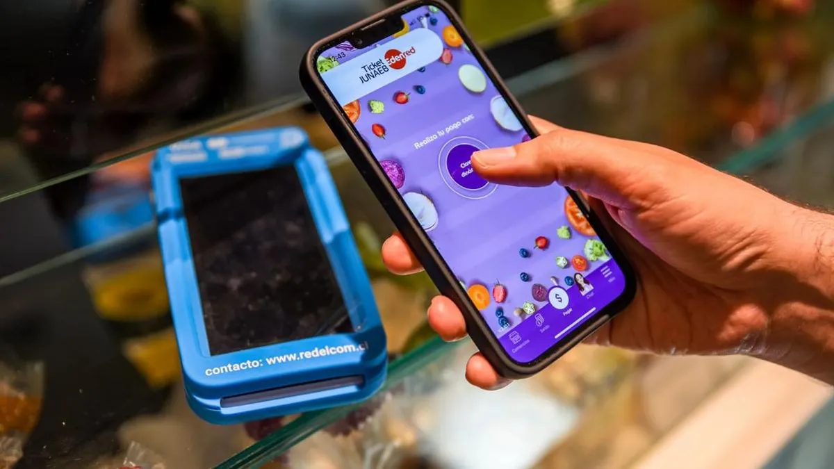 Pluxee asume la Beca BAES en la RM