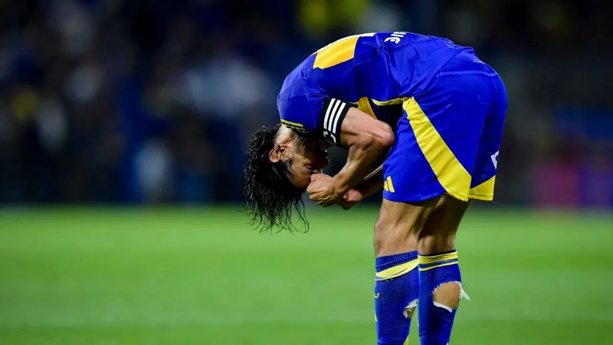 Edison Cavani enfrenta un inesperado desafío en su paso por Boca Juniors.