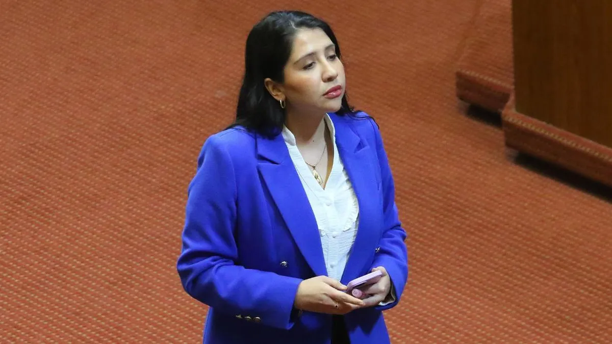 Camila Flores denuncia a Consuelo Veloso por conducción en estado de ebriedad y exige sanciones ejemplares
