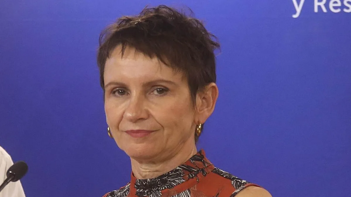 Carolina Tohá denuncia agresión en Santiago y critica la violencia en la política