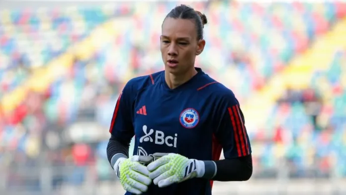 Tiane Endler se pronuncia sobre el futuro de La Roja Femenina tras el bochorno.