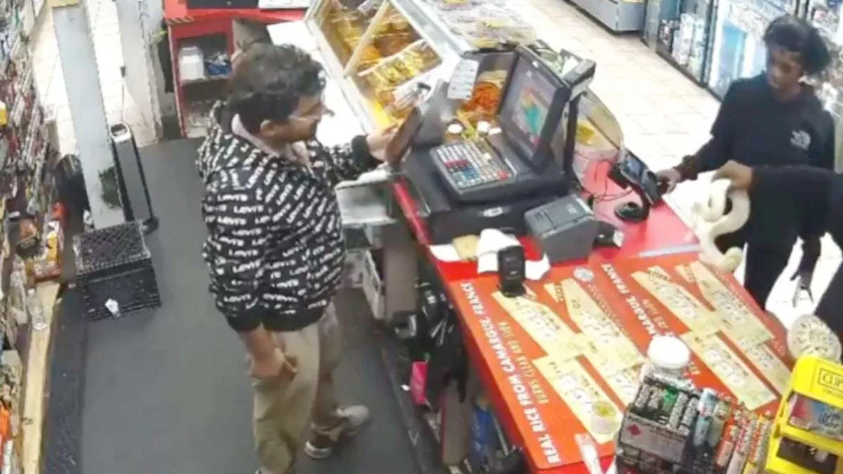 Delincuentes usaron pitones como armas inusuales en robos en EE. UU.