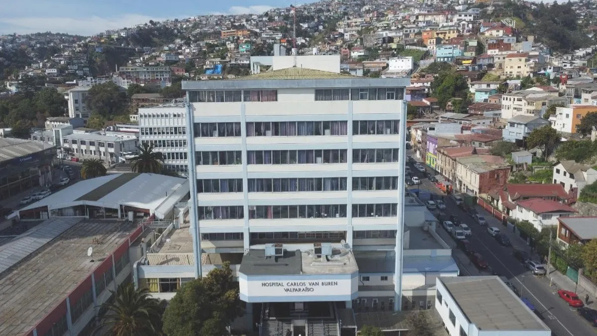 Niño de 11 años sufre convulsiones tras recibir medicamento erróneo en Cesfam de Llolleo