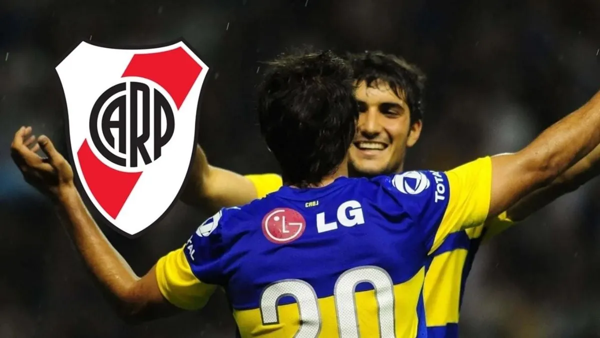 El ex Boca sorprende al posar con la camiseta de River