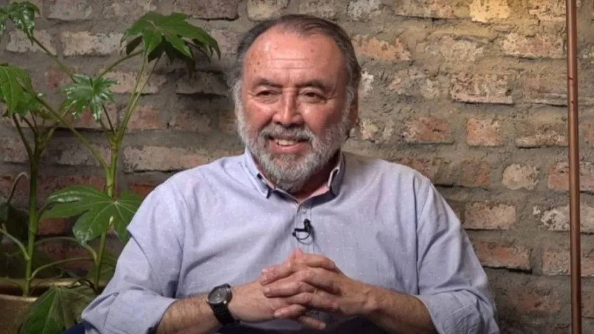 Don Carter denuncia que un ex obispo canceló su show en Temuco por su humor.