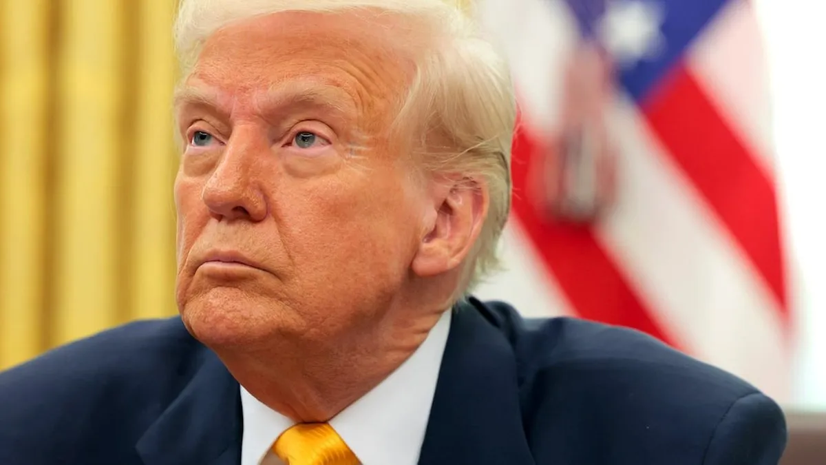 Donald Trump exige la retirada de su retrato tras desatar su furia.