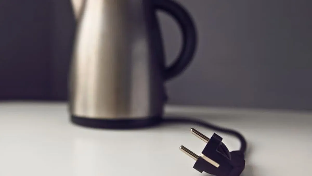 Desenchufar electrodomésticos: ¿mito de ahorro energético o medida de seguridad necesaria?