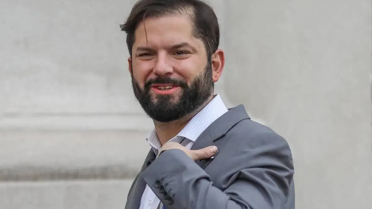 Boric defiende a Karol Cariola tras rechazo de censura en la Cámara de Diputados