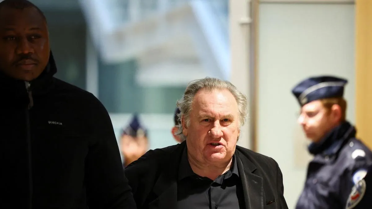 Gérard Depardieu niega acusaciones de agresión sexual en juicio y critica el movimiento #MeToo