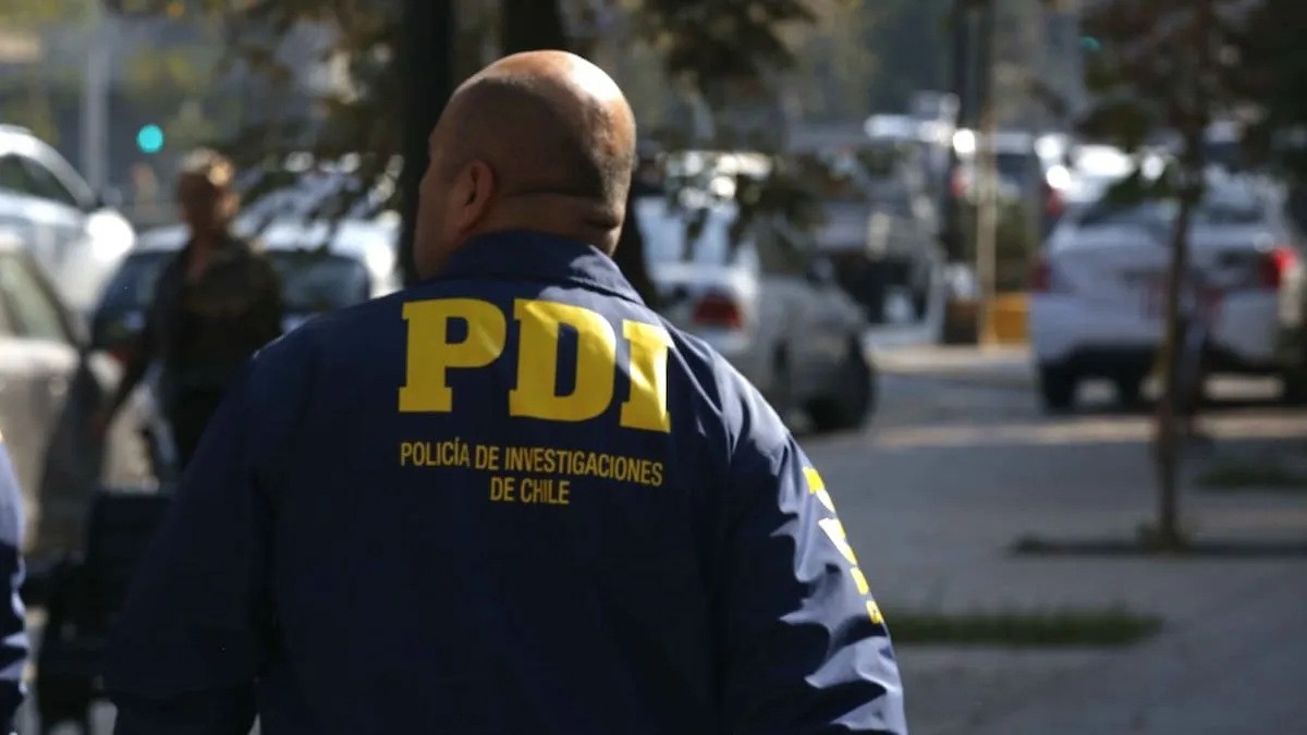 Homicidio en Ñuñoa: hombre de 49 años muere tras ataque con arma cortante en pelea callejera