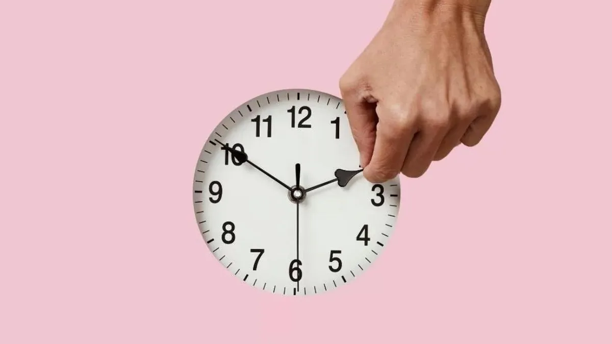 Chile se prepara para el cambio al horario de invierno en abril de 2025, ¿qué implicaciones tendrá?