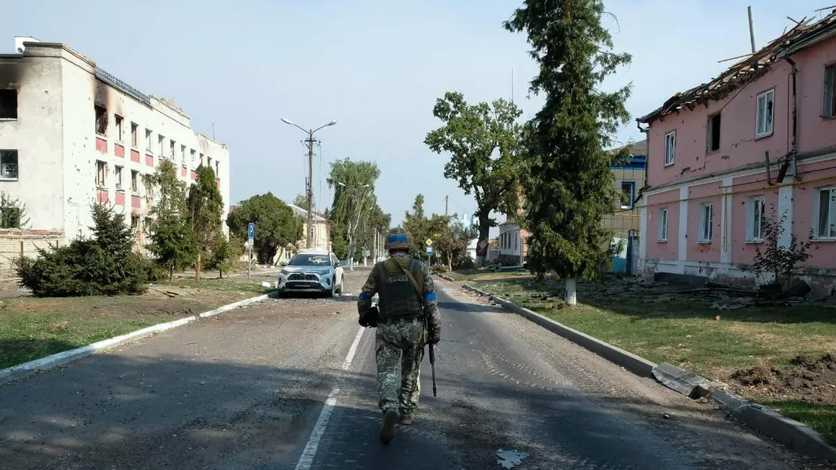 Tropas ucranianas se retiran en Kursk mientras Rusia celebra avances significativos en la región