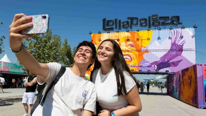 Retira tus pulseras del Lollapalooza 2025 del 1 al 3 de marzo en el Centro de Eventos.