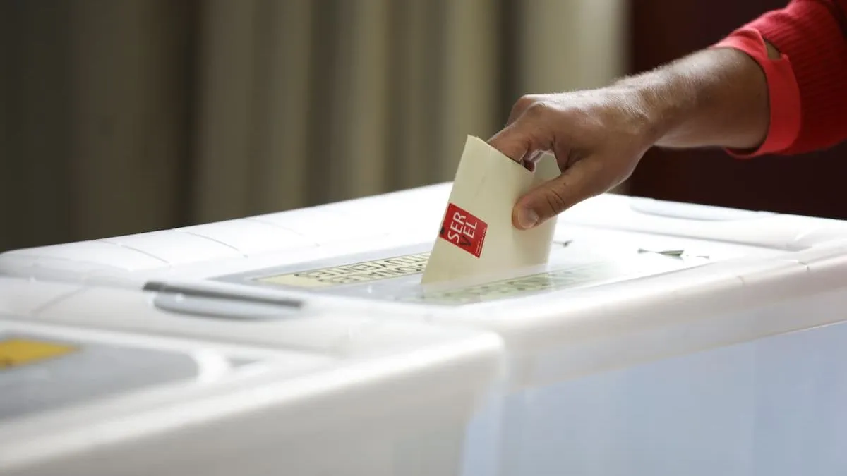 Crecen las aspiraciones presidenciales en Chile: 96 personas buscan patrocinios, pero solo 41 avanzan