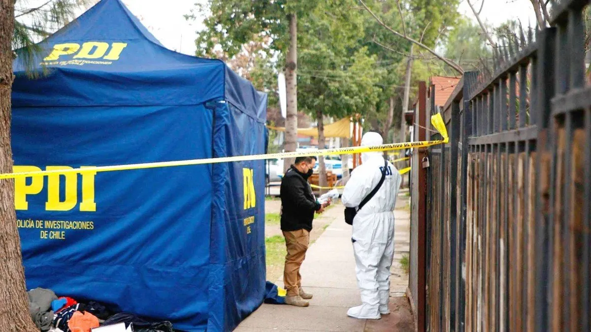 PDI investiga homicidio de mujer en La Pintana tras discusión con agresor armado