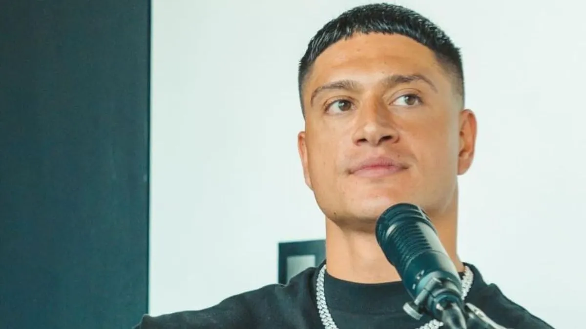 Sammis Reyes sorprende con un impactante registro que se vuelve viral.