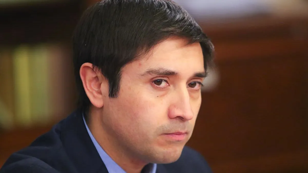 Diputado Calisto defiende su deuda de $12 millones por TAG y asegura que no involucra fondos públicos