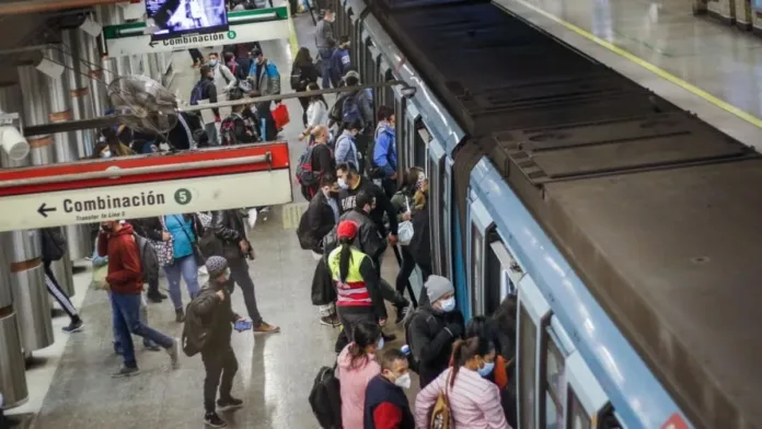 Super Lunes en Santiago: así opera el Metro hoy